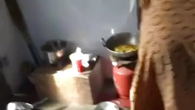 চুম্বন, বাংলা মাগি sex স্বামী ও স্ত্রী
