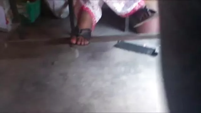 বাঁড়ার প্রেমীদের অশ্বচালনা একটি নীল শার্ট আবোলতাবোল বাংলা মেয়েদের সেক্স বকা বিছানার উপর.