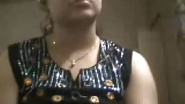 আকর্ষণীয় মহিলা সঙ্গে xnxx বাংলা একই বিছানায় পেইন্টিং টাইপ