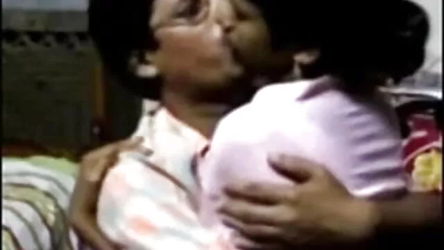 বড় সুন্দরী মহিলা, স্বামী ও বাংলার sex স্ত্রী, বড়ো পোঁদ, পায়ু, মোটা,