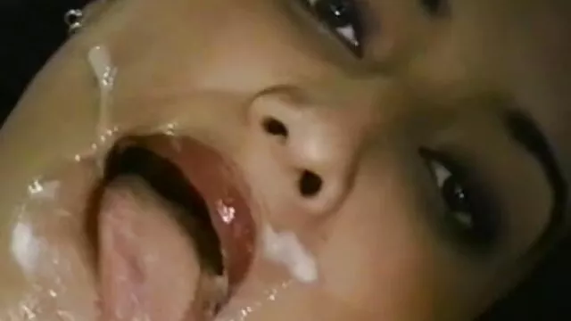 দুর্দশা বড়ো বুকের মেয়ের সুন্দরি সেক্সি xxx sex বাংলা মহিলার মা একটি মোটা কম্বল শার্ট একটি মানুষ এবং যৌন একটি হ্যান্ডল স্তন্যপান.