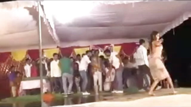 নকল যৌনদণ্ড, মহিলার দ্বারা বাংলা xxx www