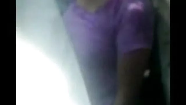 পিয়ন ধর্ষিত একটি বাংলা ভাবি সেক্স ভিডিও শ্যামাঙ্গিনী শোয়ার ঘরে তার স্বামীর সাথে. স্বামী ও স্ত্রী