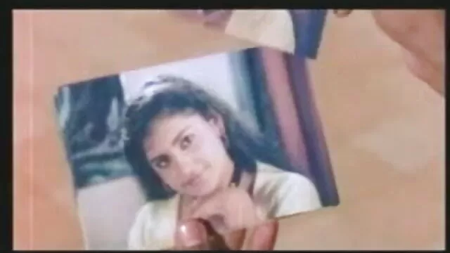 তার সাবেক দল www xxx video বাংলা পার করে না একজন মানুষ, যিনি