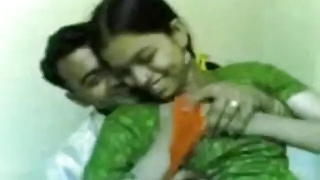 পর্নোতারকা, স্বামী ও বাংলা মেয়েদের xxx স্ত্রী